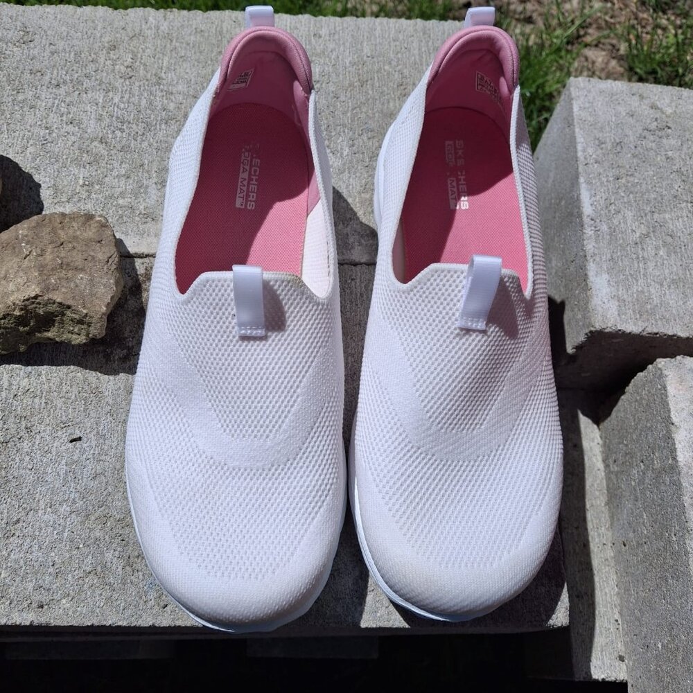 Skechers Go Walk Women's 9 Classic Jasmine Bliss Shoes Slip On White